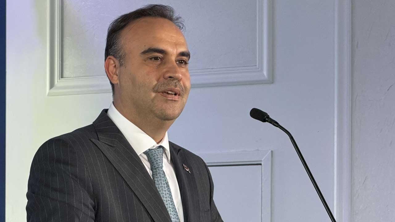 Bakan Kacır Türkiye’nin hedefini açıkladı! Savunma sanayi ihracında  ilk 10 arasına gireceğiz