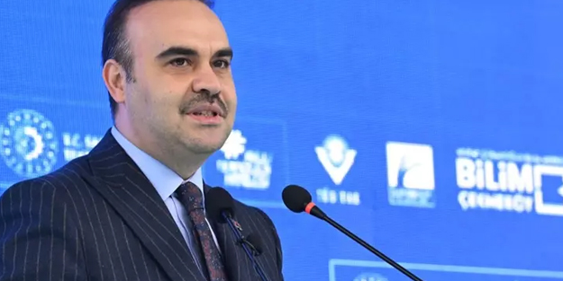 Bakan Kacır: Türkiye'yi ileri teknoloji üretim merkezi haline getireceğiz! Dünya klasmanında Türkiye'den kritik hamleler