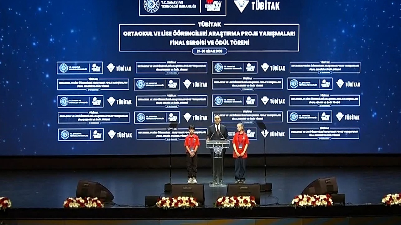 Bakan Kacır, yeni Selçuk Bayraktar adaylarına seslendi Her daim yanınızdayız
