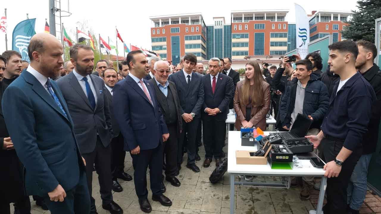 Bakan Kacır