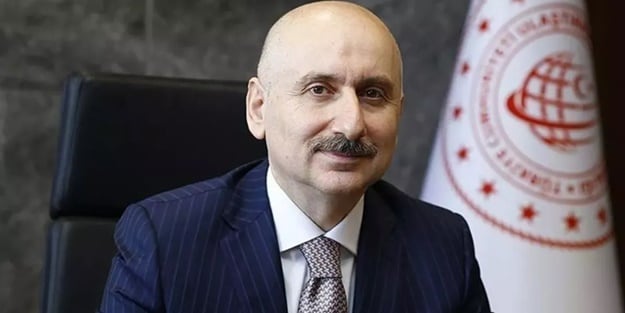 Bakan Karaismailoğlu'ndan 2022 açıklaması: Mega projelerle...