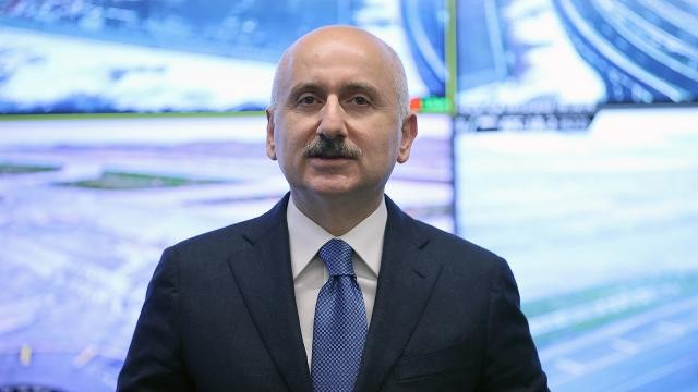Bakan Karaismailoğlu'ndan Antalya Havalimanı açıklaması