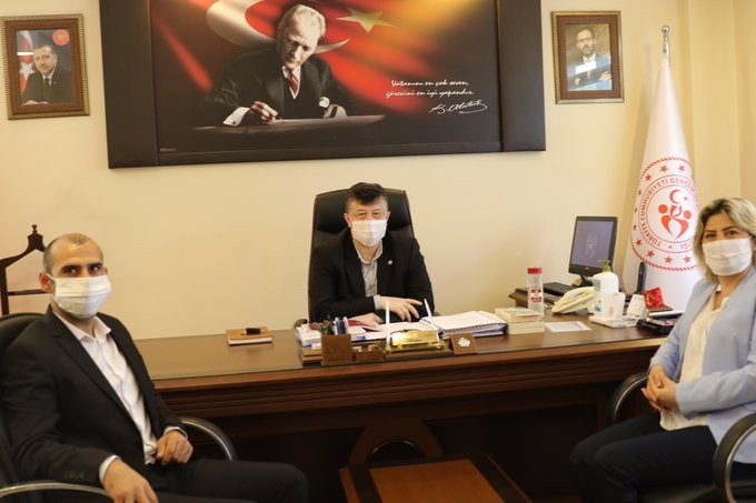 Bakan Kasapoğlu ile görüşen antrenörlerden İl Müdürü Fillikçioğlu’na ziyaret 