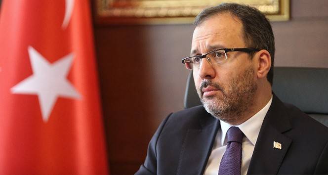 Bakan Kasapoğlu olimpiyat kotası alan milli haltercileri tebrik etti