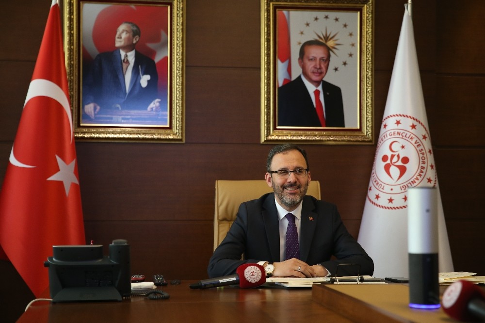 Bakan Kasapoğlu: “Sporda ithal eden değil, ihraç yapan ülkeye dönüşmeliyiz” 