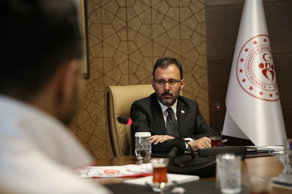 Bakan Kasapoğlu: “Sporun her dalında rol modellerin sayısını artıracağız” 