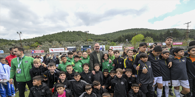 Bakan Kasapoğlu startı verdi, dev turnuva başladı...