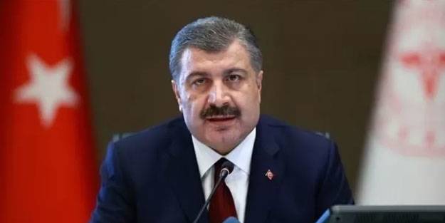 Bakan Koca: Aşısız olmak kadar riskli