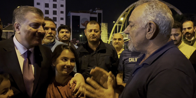 Bakan Koca konuşurken bir anda araya girdi! 'Artık uyuyun'