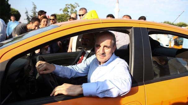 Bakan Kurtulmuş, taksicilerle buluştu