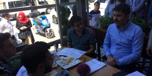 Bakan Kurum, çözemediği matematik sorusu için eşinden yardım aldı