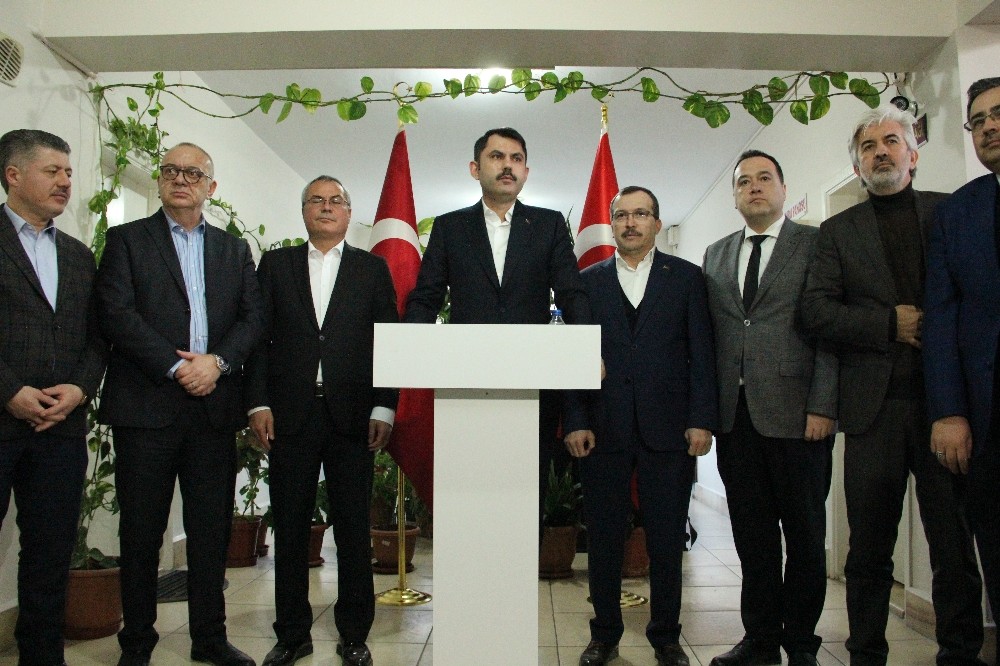 Bakan Kurum deprem bölgesinde son durumu açıkladı 