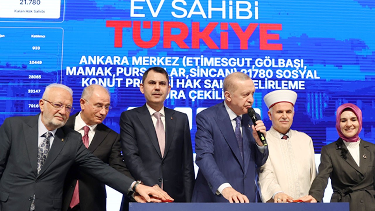 Bakan Kurum: Dün 455 bin konutu bitirdik, Bugün 500 bin konuta başladık! Milletimiz kazanacak...