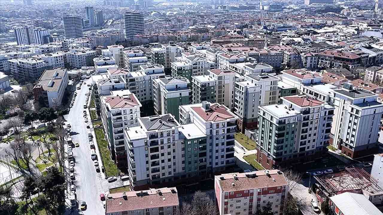 Bakan Kurum, kentsel dönüşümle yenilenen Tozkoparan’dan görüntüler paylaştı: Dönüşen Tozkoparan’da bayram böyle geçti