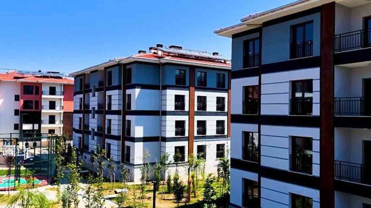 Bakan Kurum: Yüzyılın Konut Projesi'nde ilk aşama tamam: 500 bin sosyal konut için 81 ilde kura çekimleri tamamlandı