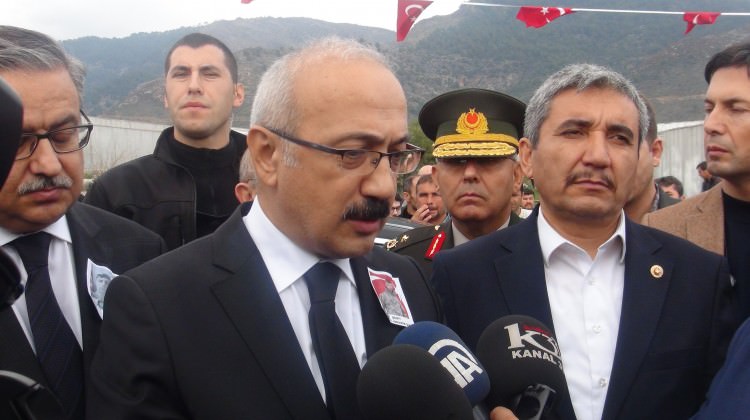 Bakan Lütfi Elvan'dan CHP'li Böke'ye: Yazıklar olsun
