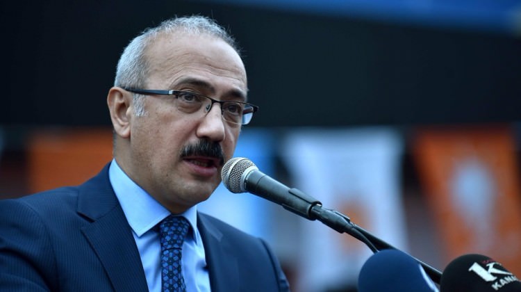Bakan Lütfi̇ Elvan'dan Kurban Bayramı mesajı