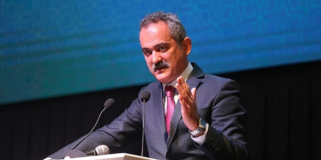 Bakan Mahmut Özer'den depreme ilişkin açıklama: O illerimizde eğitime ara verilecek