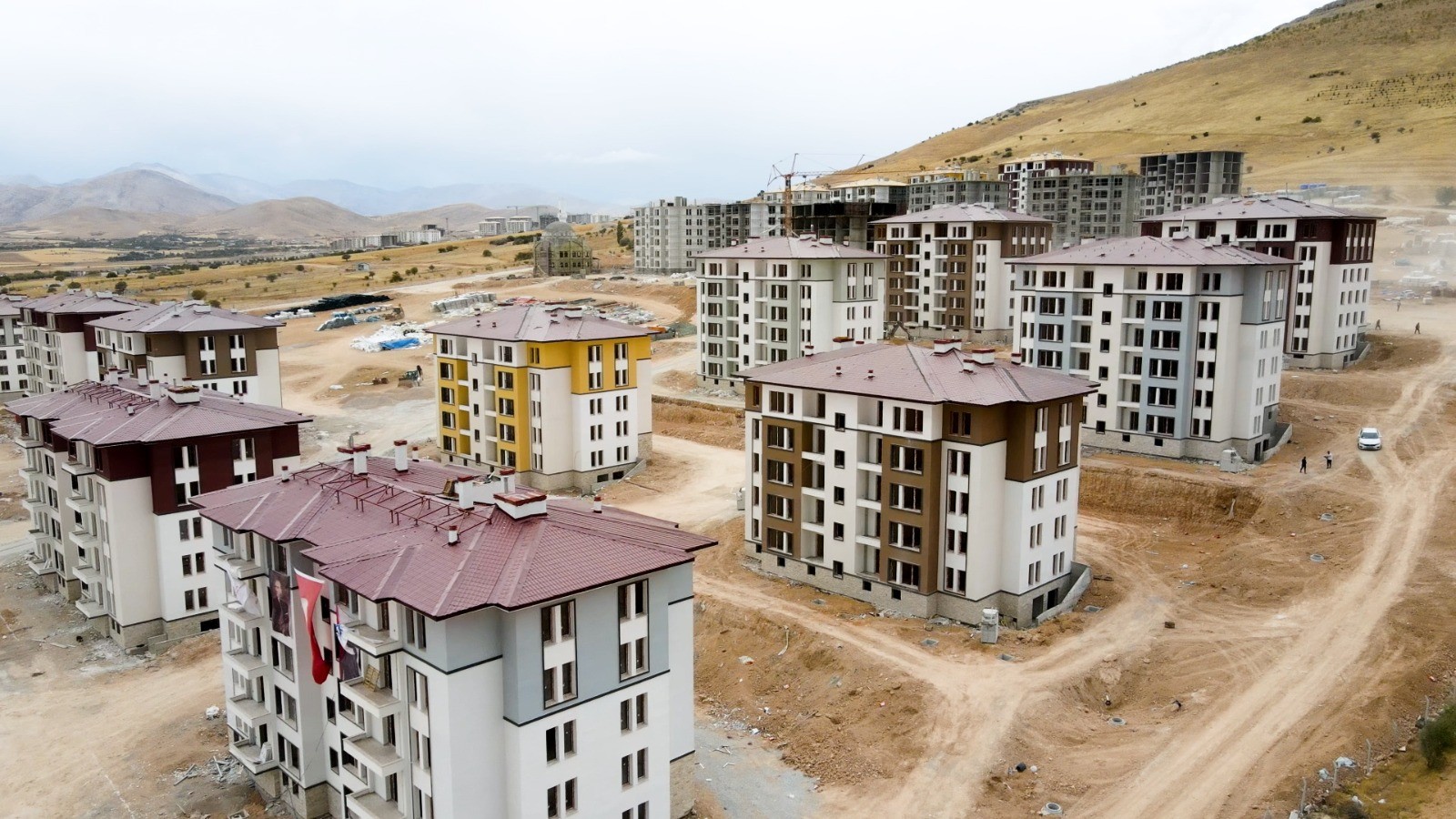 Bakan Mehmet Özhaseki: Kahramanmaraş’ta 146 bin 918 bağımsız bölüm yapıyoruz