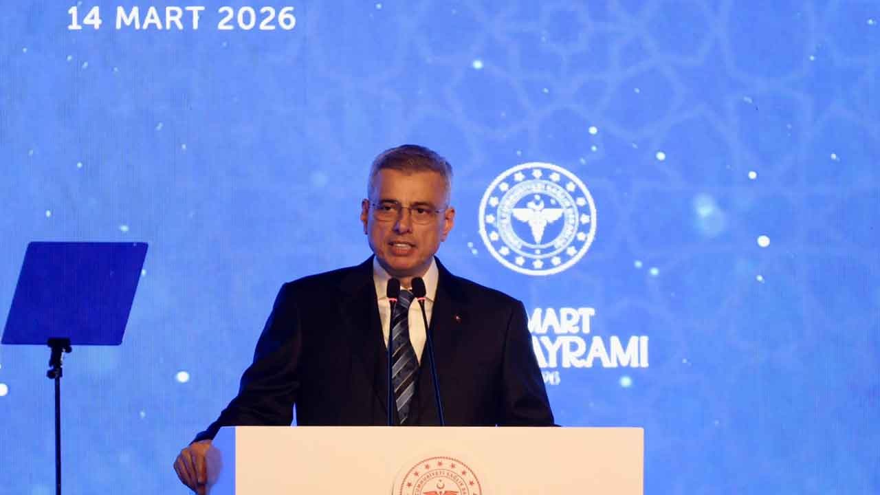 Bakan Memişoğlu sağlık çalışanlarına seslendi: Milletimizin gönlünde müstesna bir yere sahipsiniz