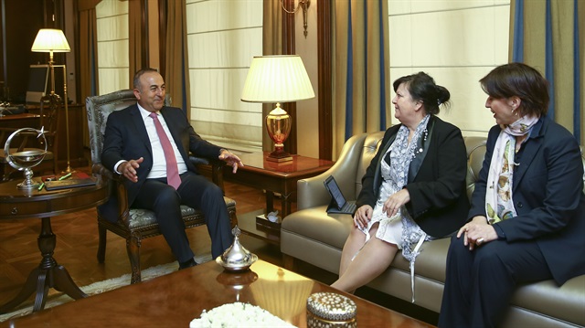 Bakan Mevlüt Çavuşoğlu raportörleri kabul etti