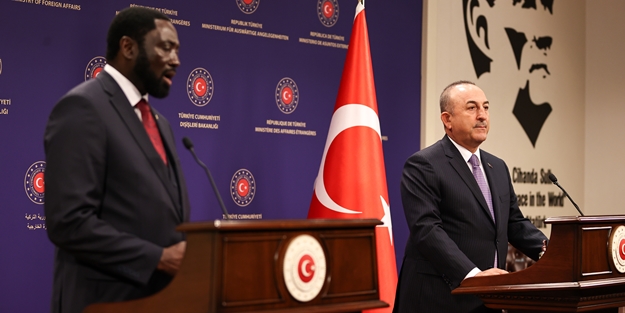 Bakan Mevlüt Çavuşoğlu'ndan skandal karara sert tepki