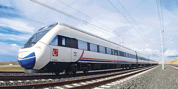 Bakan müjdeyi verdi! Bir ile daha geliyor