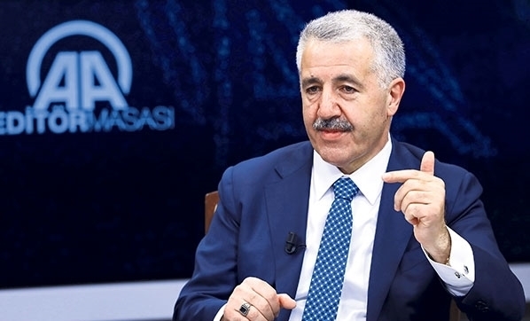 Bakan müjdeyi verdi! O ile havalimanı geliyor