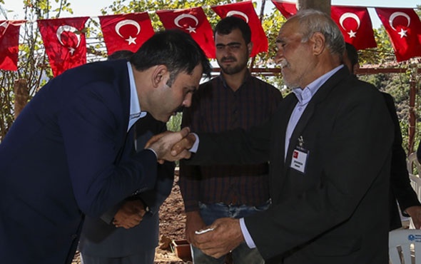 Bakan Murat Kurum'dan Tunceli şehidinin ailesine taziye ziyareti...