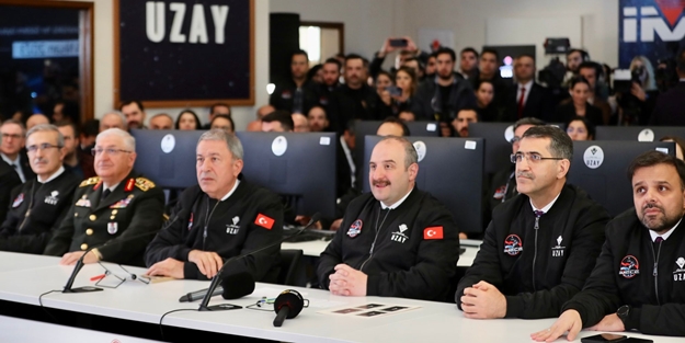 Bakan Mustafa Varank duyurdu: İlk sinyal alındı