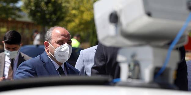 Bakan Mustafa Varank: Gördüğümde çok etkilendim