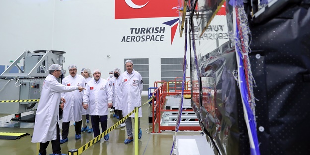 Bakan Mustafa Varank yerinde inceledi: Bunu dünyada yapabilen 5-6 ülke var