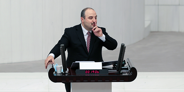 Bakan Varank'tan HDP'li Garo Paylan'a SİHA kapağı!