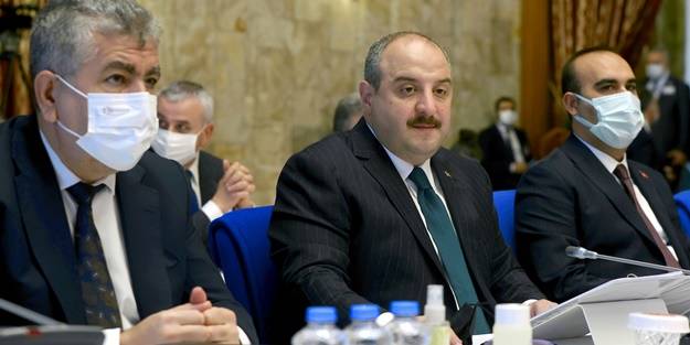 Bakan Mustafa Varank'tan heyecanlandıran açıklama: Son aşamaya geldik