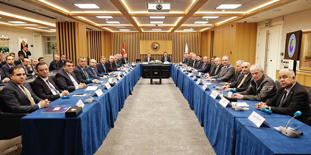 Bakan Nebati, TOBB yönetimiyle bir araya geldi