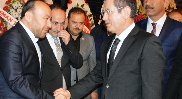 Bakan Nurettin Canikli nikah şahidi oldu