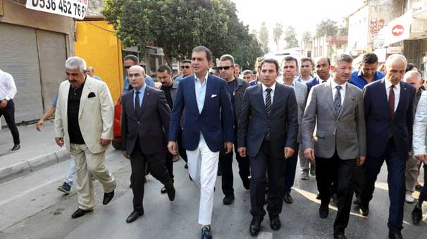 Bakan Ömer Çelik: Önce insanlık sınavından geçsinler