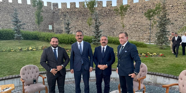 Bakan Özer'den 20 bin öğretmen ataması açıklaması! Kritik tarih 1 Eylül