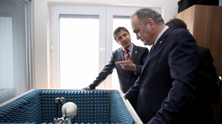 Bakan Özlü: Türkiye'nin burada olması elzem