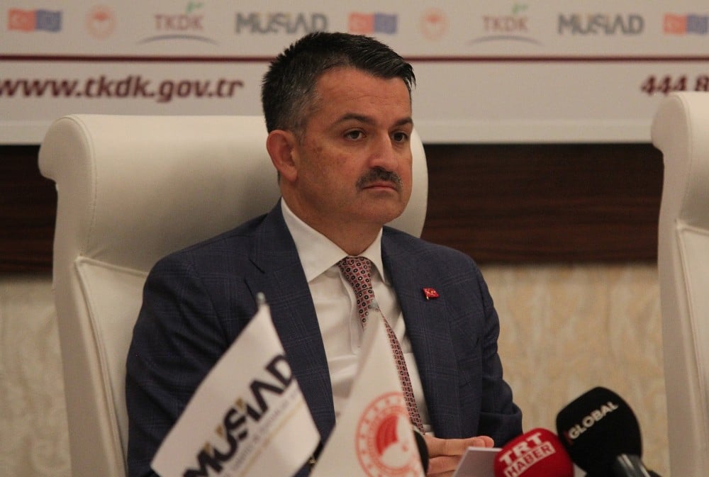Bakan Pakdemirli: “4 milyar lira hibe ile 7 bini kadın ve gençlere ait 14 binden fazla tesisi destekledik” 