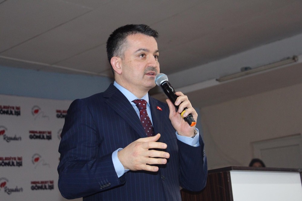 Bakan Pakdemirli Kuşadası’nda 