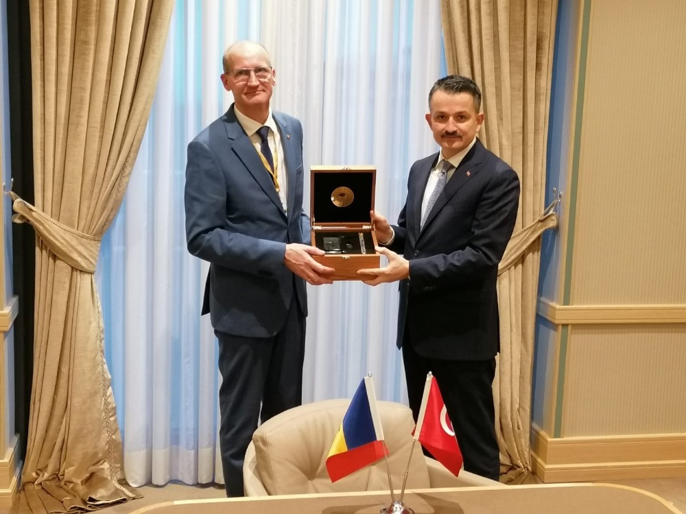 Bakan Pakdemirli, Moldovalı mevkidaşı Perju ile görüştü 