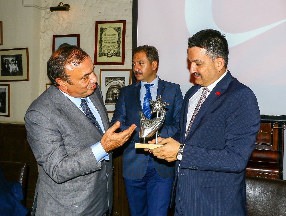 Bakan Pakdemirli, Rusya’da su ürünleri sektör temsilcileri ile bir araya geldi 