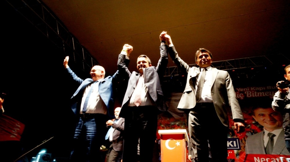 Bakan Pakdemirli Sarıgöl’de CHP’yi eleştirdi 