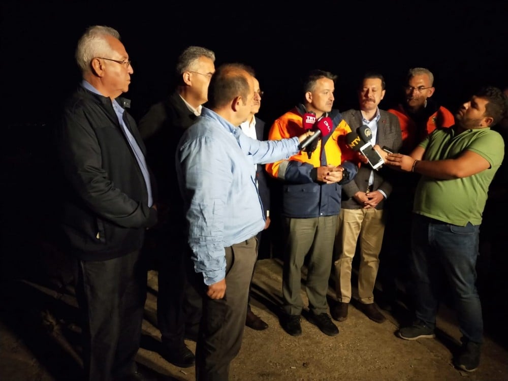 Bakan Pakdemirli’den gece koordinasyon uçuşu sonrası açıklama 