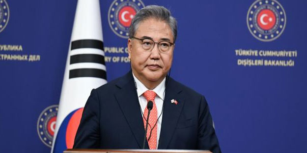 Bakan Park Jin basın toplantısında Türkçe konuştu: Türkiye'nin büyük fedakarlığını unutmadık