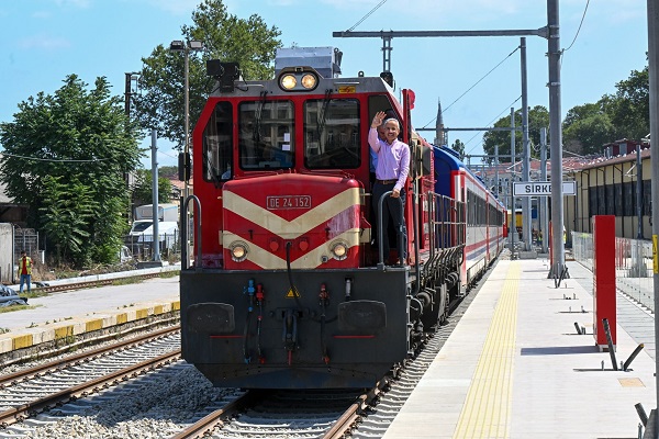 Bakan resmen açıkladı! İstanbul’un yeni metrosunda sona doğru