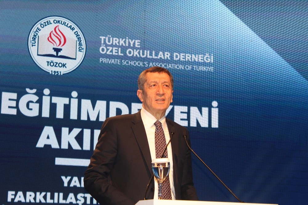 Bakan Selçuk: “Malatya ve Elazığ’da okul okul, sınıf sınıf çalışıyoruz” 