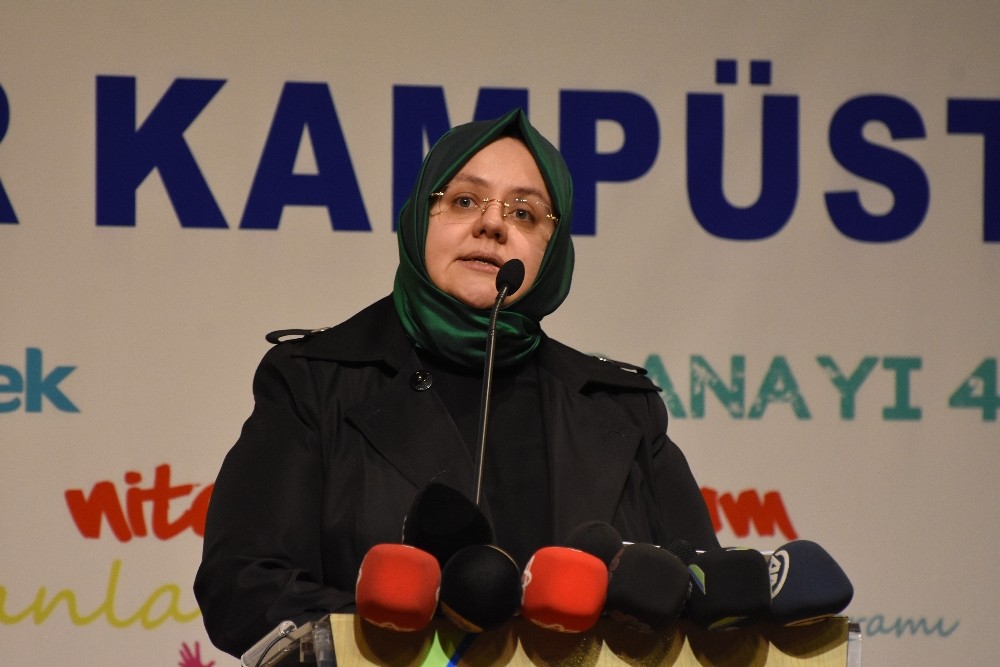 Bakan Selçuk: “Son 10 yılda gençlerin istihdam artışında OECD ülkeleri arasında birinci sırada yer almaktayız” 