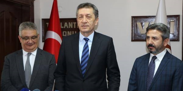 Deprem sonrası 'çalışmamız var' deyip duyurdu!